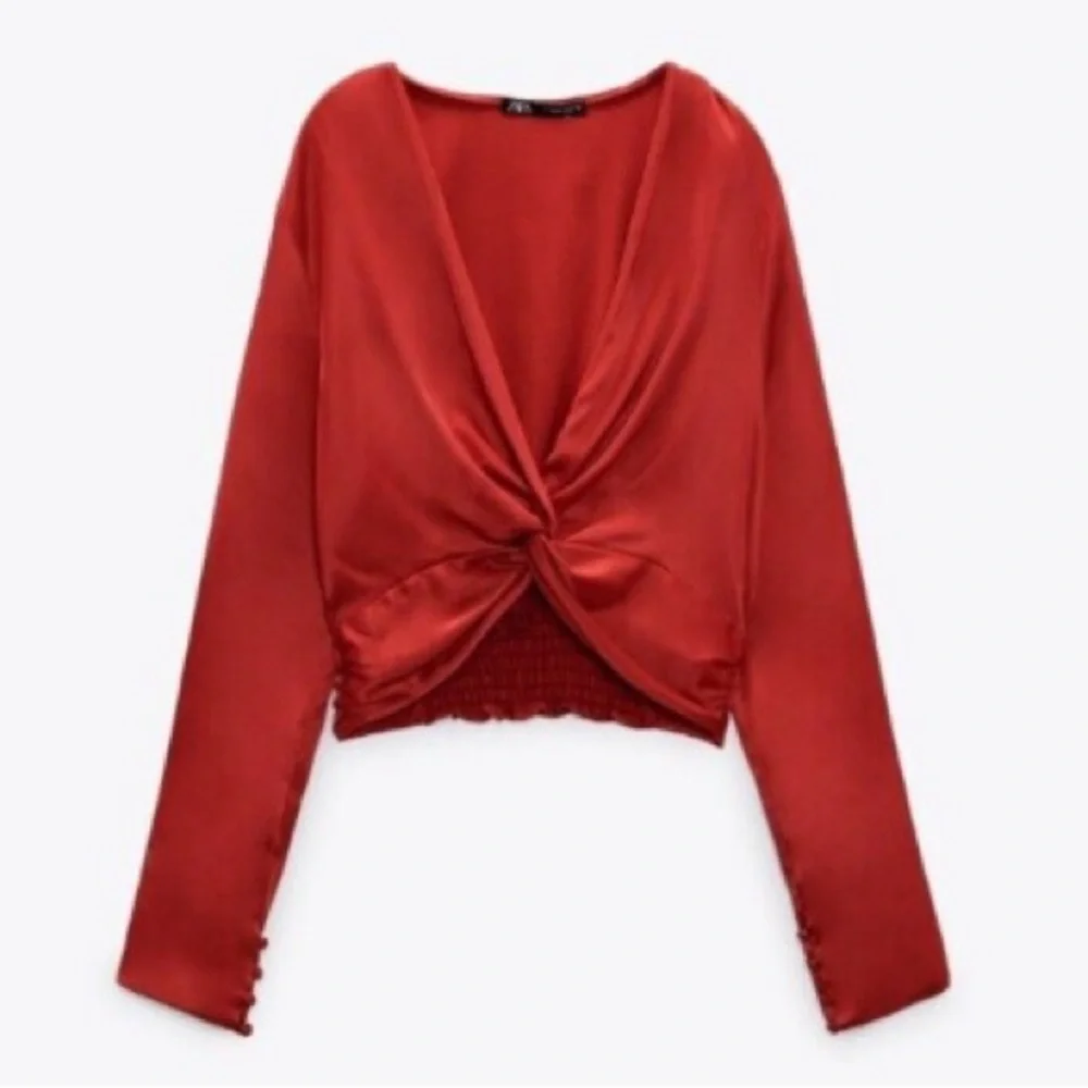 Zara Satin Purple Fuschia Longsleeve Twist Front Knotted Crop Top - Picture 7 of 14